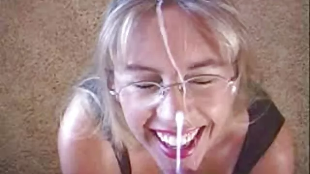 MEGA GANGBANG porno en vivo latino