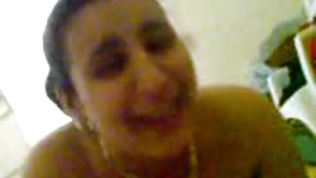 Chicas en bikini le hacen una paja caliente con los videos de sexo latino pies