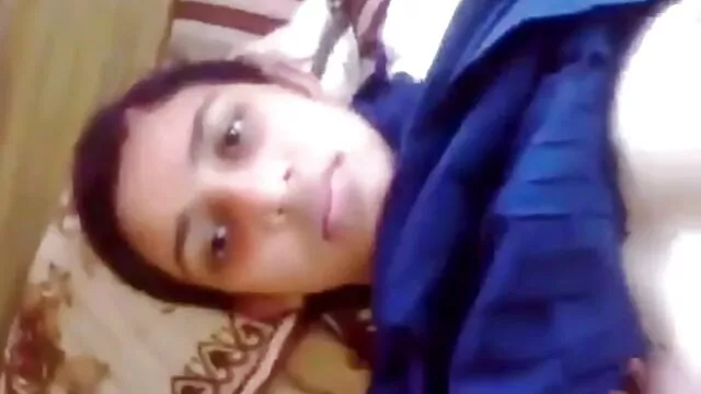 Grandes tetas cabalgando sexo caliente latino